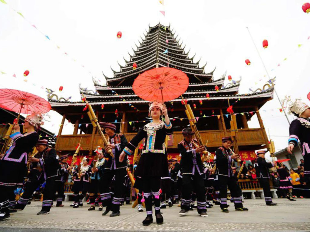 平等鎮(zhèn)廣南侗寨.jpg