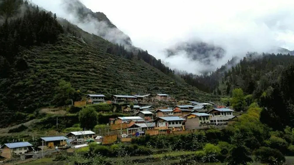 甘肅扎尕那村.jpg