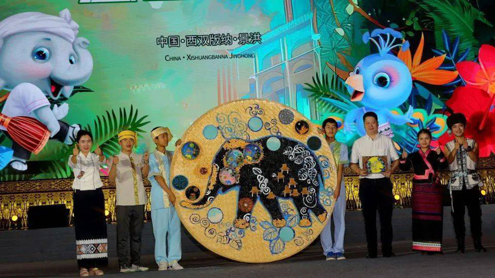 大象立體畫.jpg