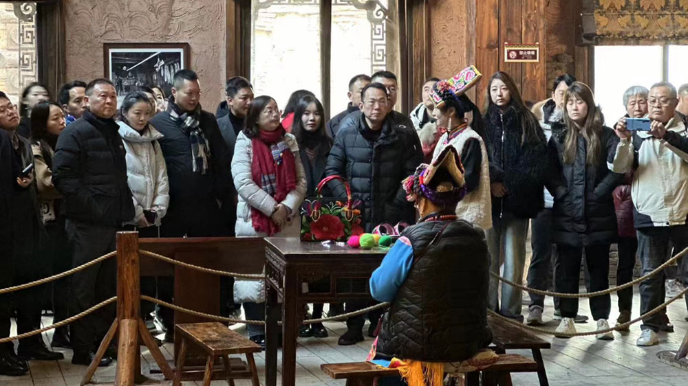 巴蜀文化旅游走廊產(chǎn)業(yè)合作走進(jìn)阿壩活動(dòng)線路考察.jpg