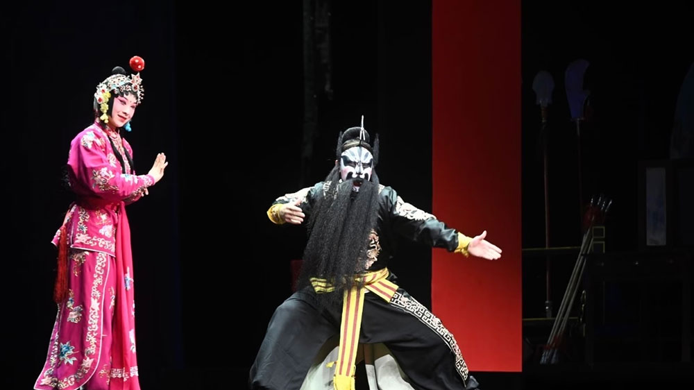 現(xiàn)代京劇《主角》.jpg