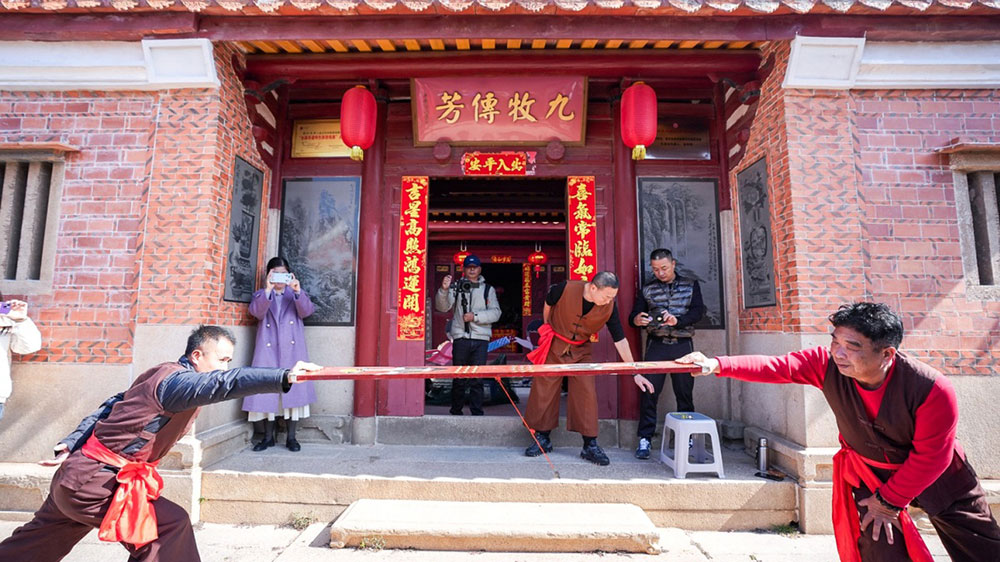 “火紅中國(guó)-探春古城”文化旅游節(jié)活動(dòng).jpg
