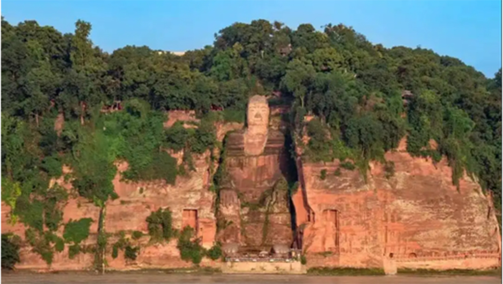 世界文化與自然遺產(chǎn)樂山大佛.jpg