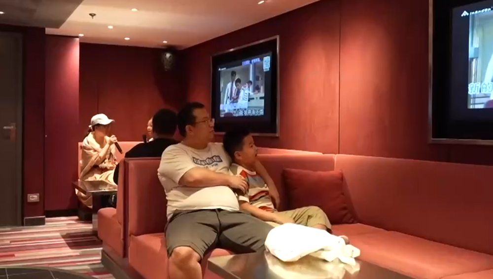 國(guó)產(chǎn)大郵輪“愛達(dá)·魔都號(hào)”內(nèi)飾.jpg