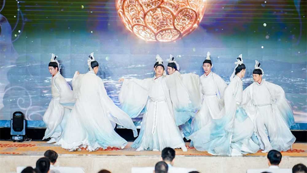 “東坡行旅—中國(guó)文物主題游徑”建設(shè)城市單元交流活動(dòng)現(xiàn)場(chǎng).jpg